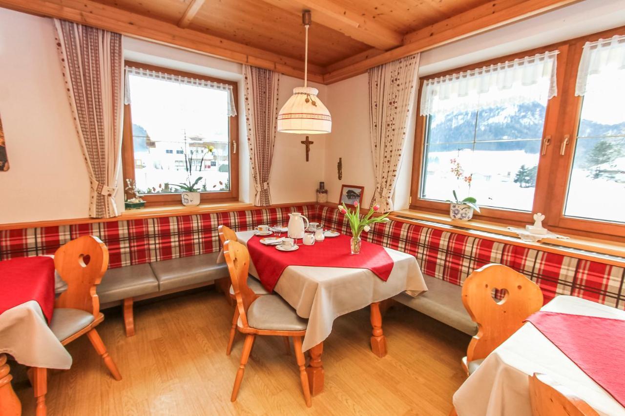 Schneiderbauer Bed & Breakfast Waidring Exterior foto